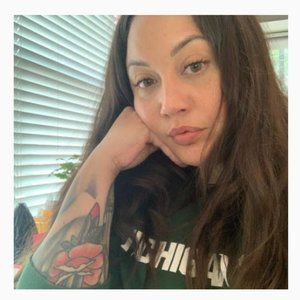 Meet your Posher, Destiny